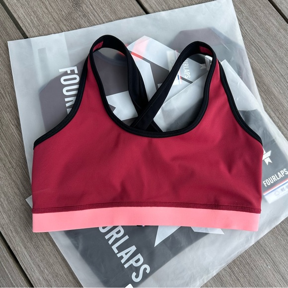 NWT Fourlaps Infinity Sports Bra - Picture 2 of 3